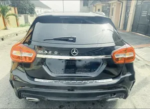 Mercedes-Benz GLA 250 2015 Black