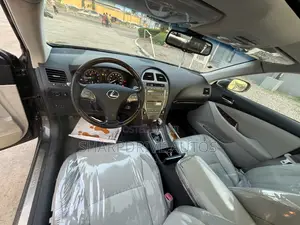Lexus ES 350 2011 Gray