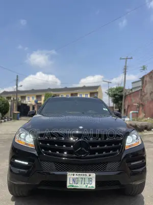 Mercedes-Benz M Class 2015 Black
