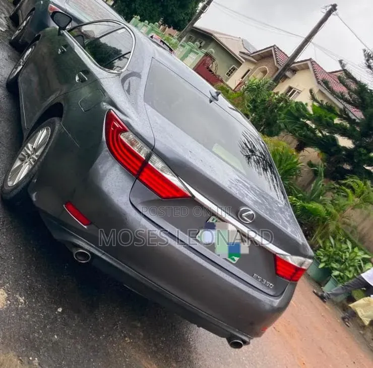 Lexus ES 2014 Gray