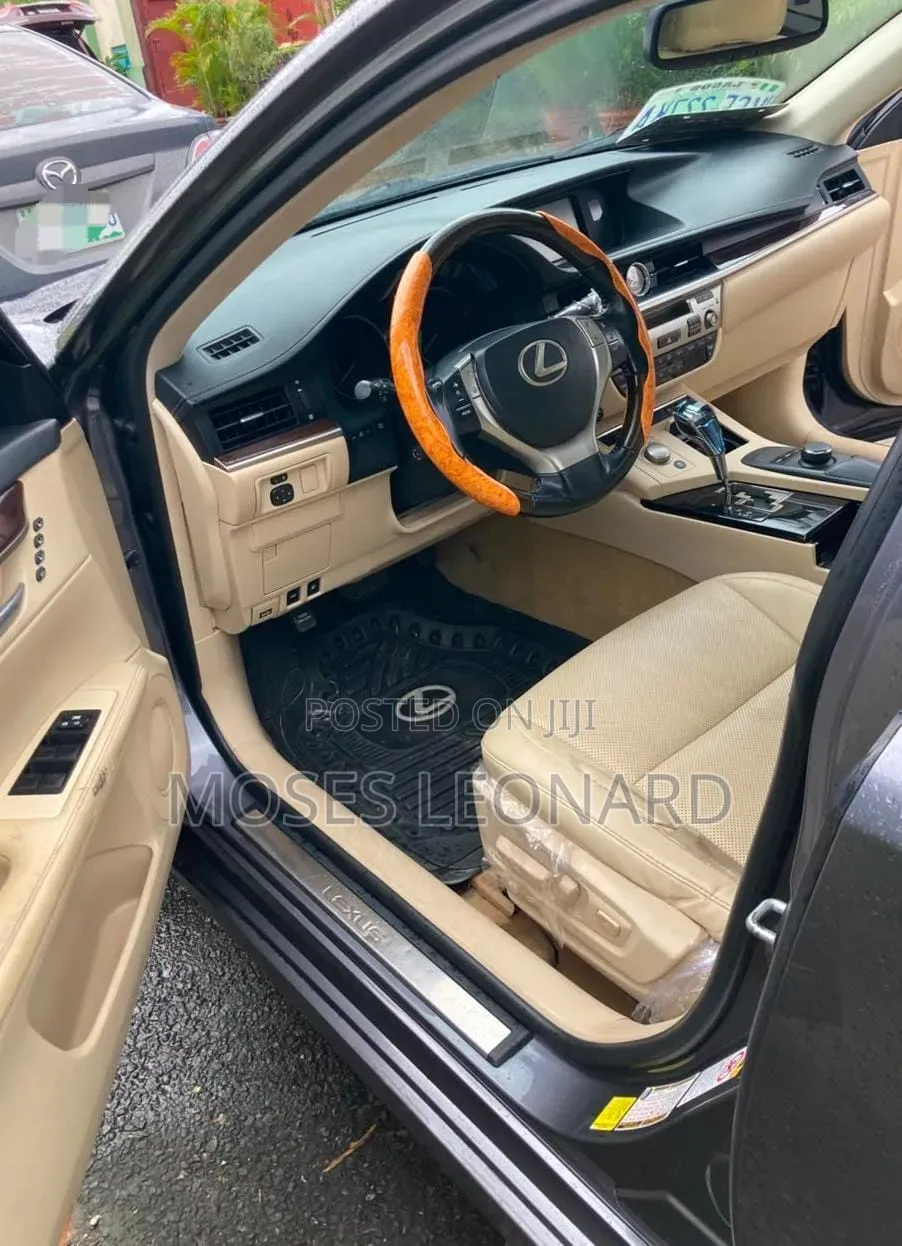Lexus ES 2014 Gray