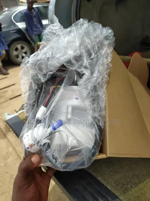 Fuel Pump Land Rover Lr3 New One Tested 2006
