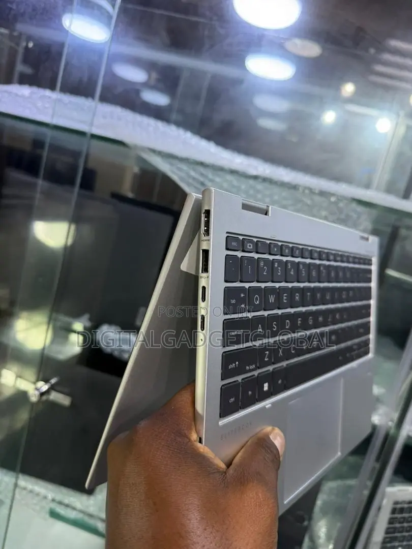 Laptop HP Elite x360 830 G10 32GB Intel Core i7 SSD 512GB