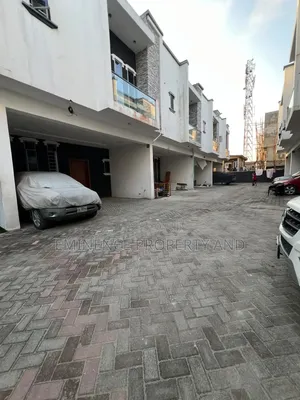 4bdrm Duplex in Ikota for rent