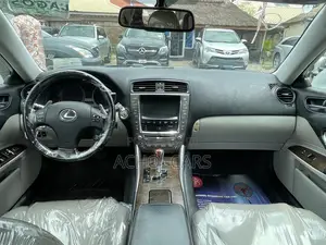 Lexus IS 2009 Silver