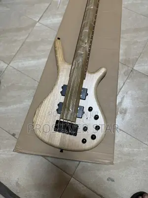 Givson 5-String Electric Bass Guitar (Active)