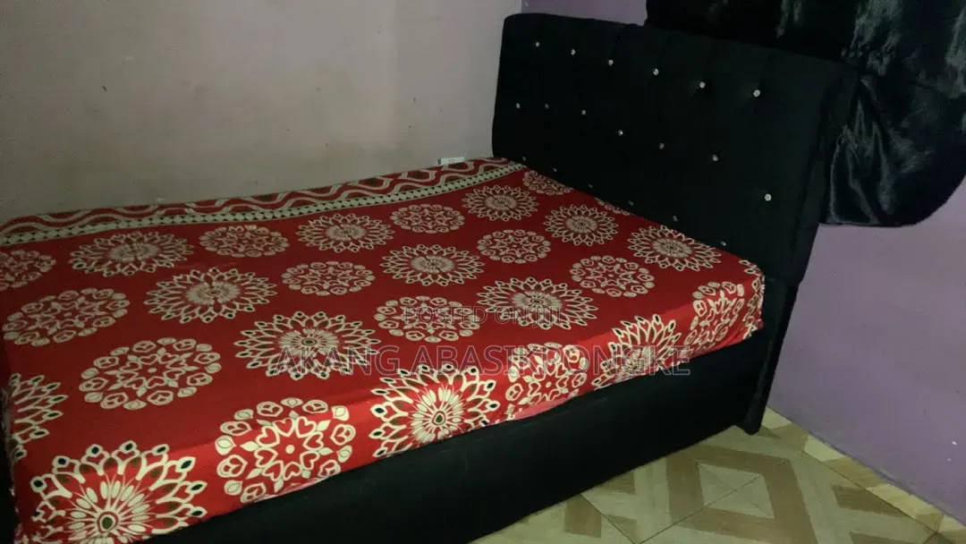Bed and Bed Lframe