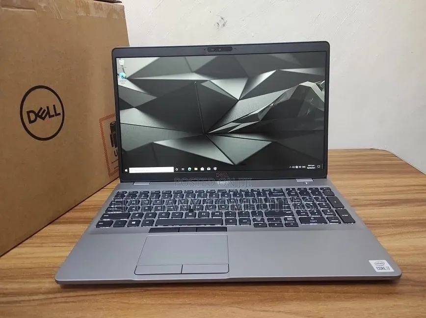 Laptop Dell Precision 3550 8GB Intel Core i7 SSD 256GB