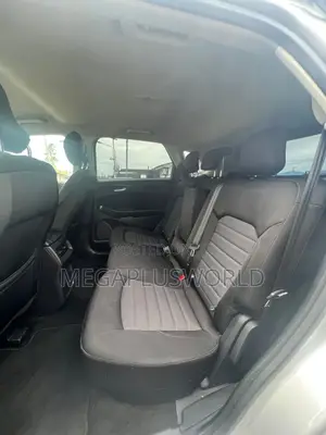Ford Edge SEL 4dr FWD 2017 Silver