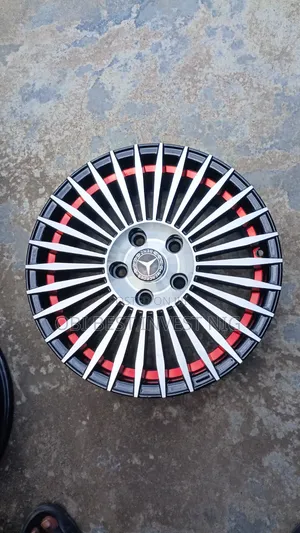 18 Rim and Tyers for Benz