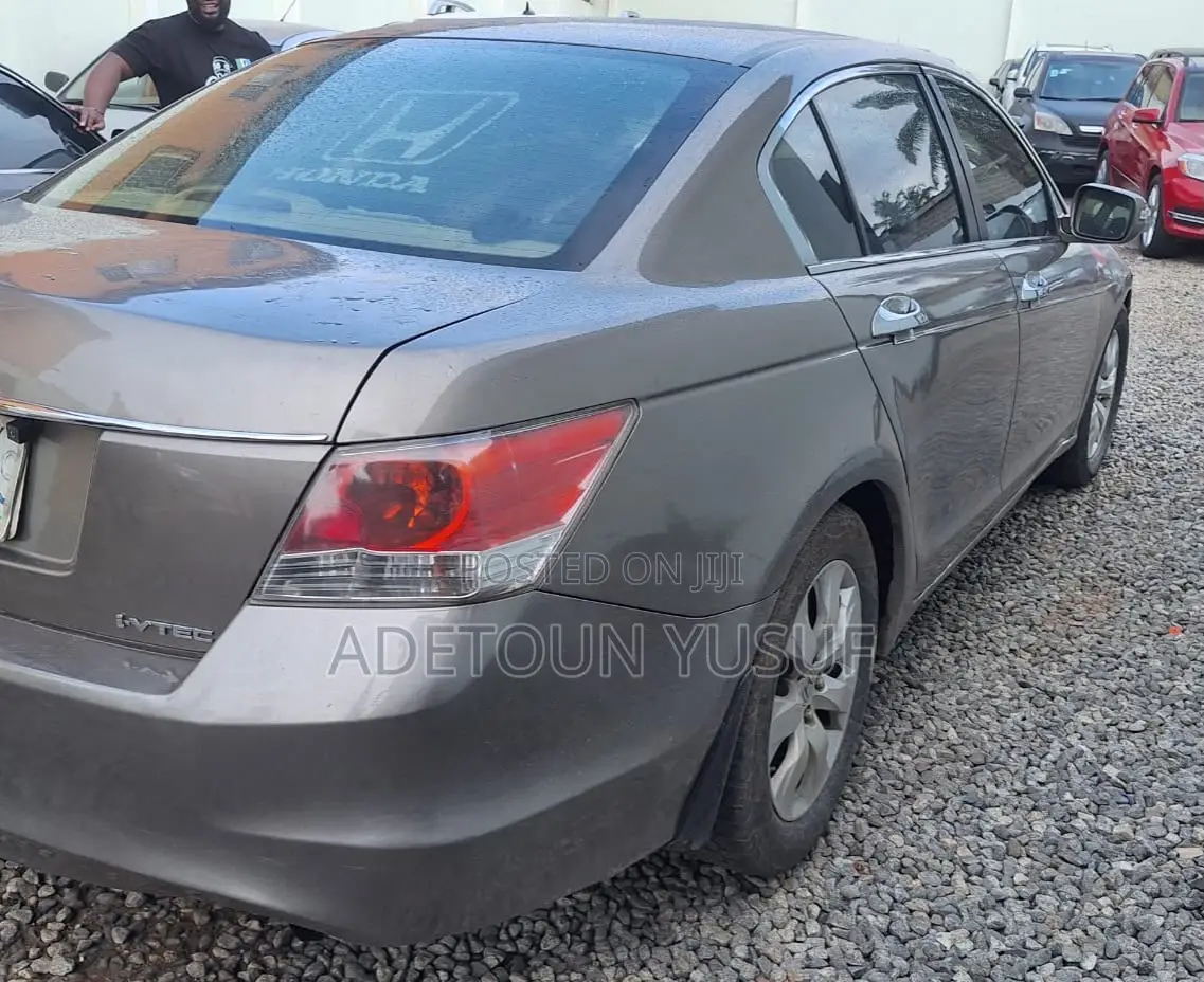 Honda Accord 2.0 i-VTEC Automatic 2009 Gray