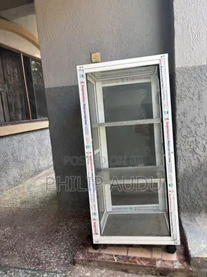 Showcase Glass