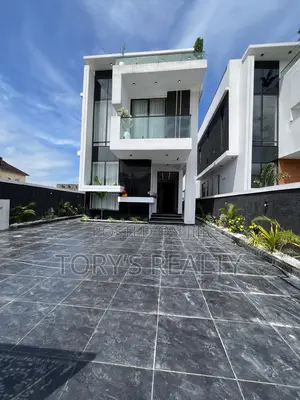 5bdrm Duplex in Lekki Phase 2 for sale
