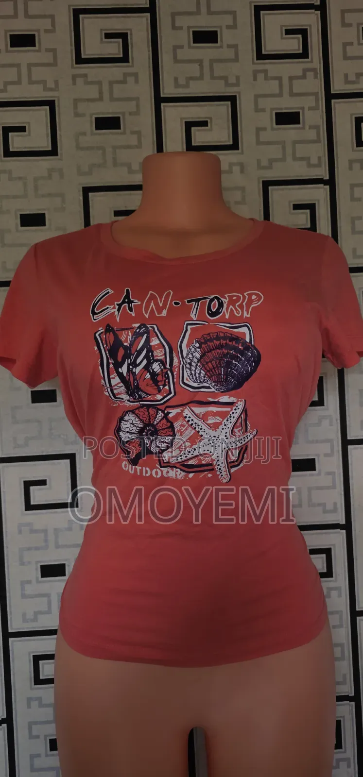 Ladies' Basic Tops Round Neck Each