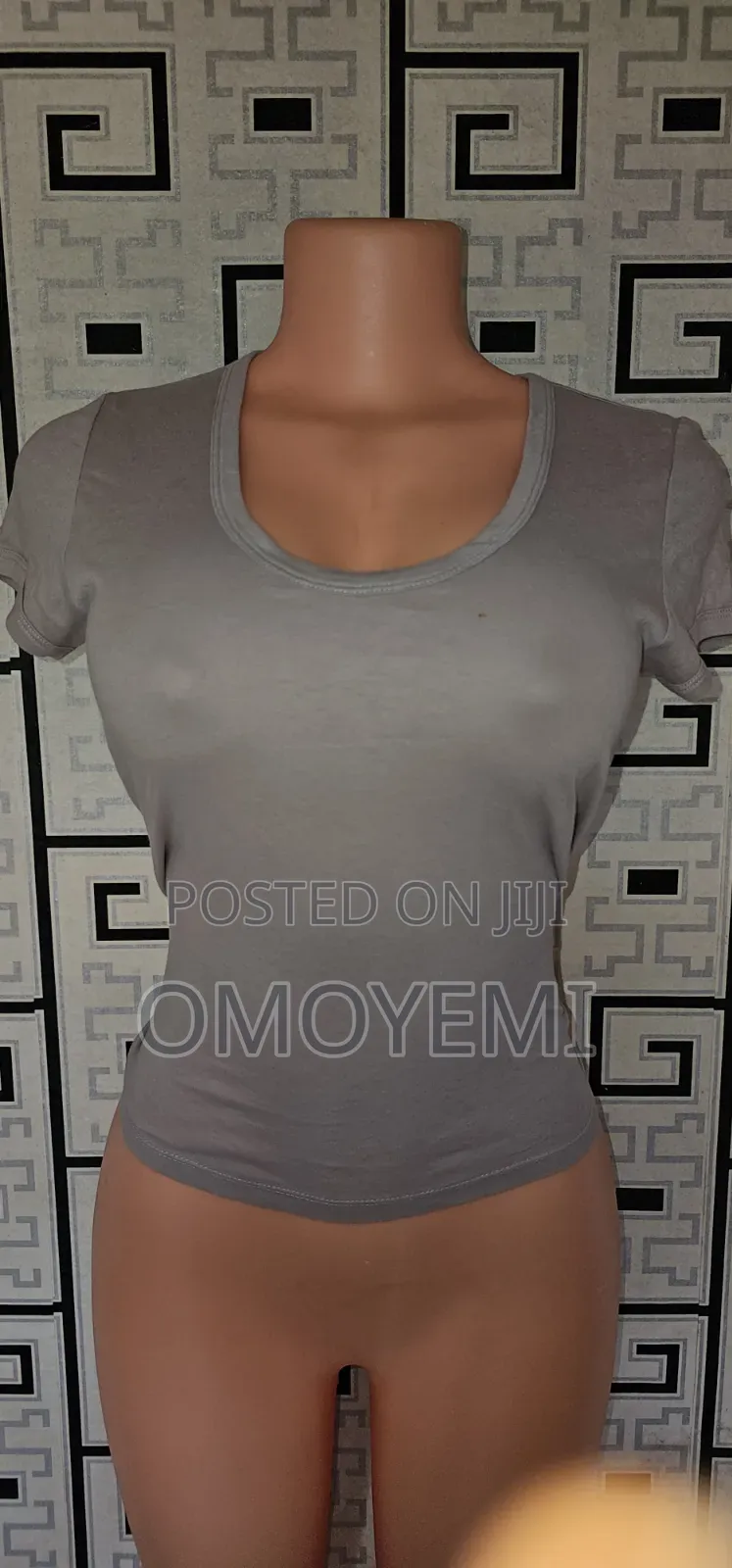 Ladies' Basic Tops Round Neck Each