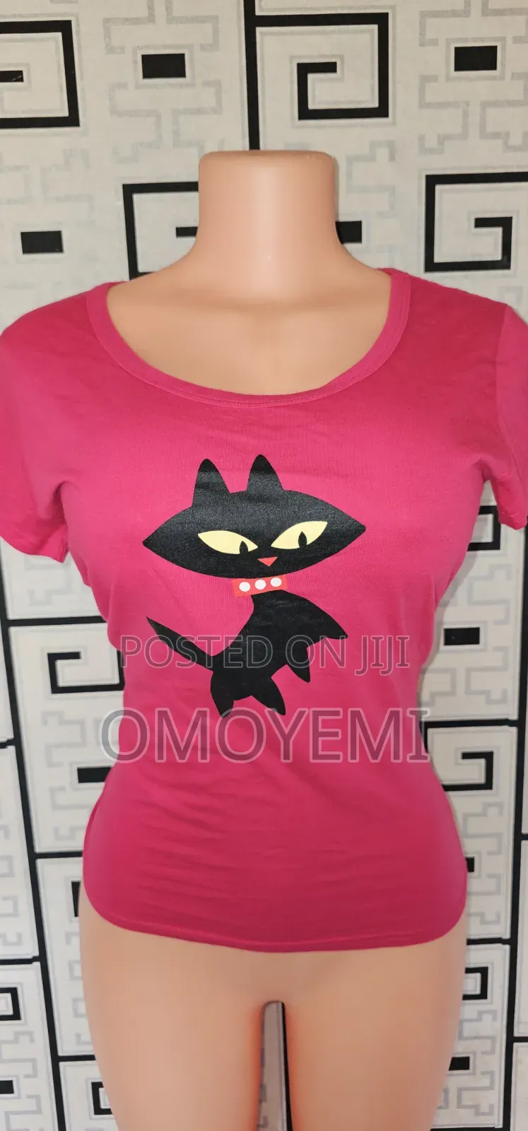 Ladies' Basic Tops Round Neck Each