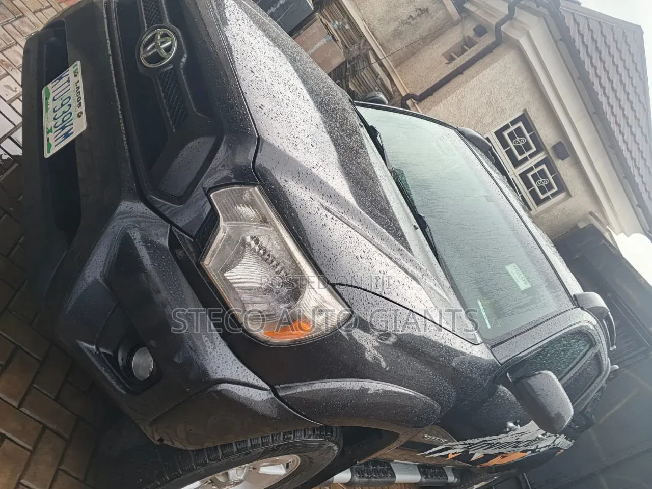 Car 2013 Black