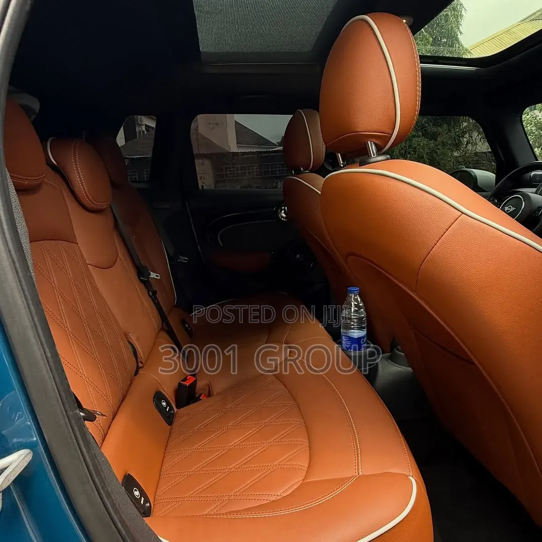 Mini Cooper 2023 Blue
