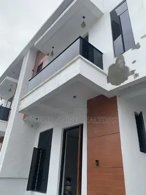 4bdrm Duplex in Behind Blenco, Sangotedo for sale