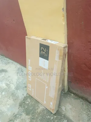 Original 32" Smart TV With Quality Picture