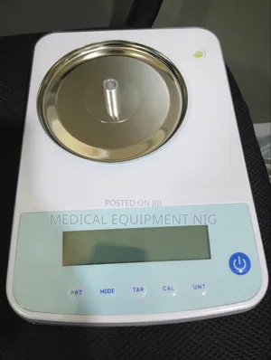 Delab Analytical Weighing Balance 6000/0.01g