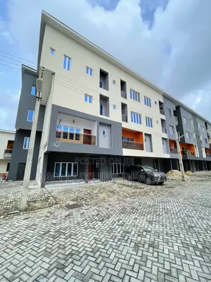 4bdrm Townhouse / Terrace in Ikate for rent