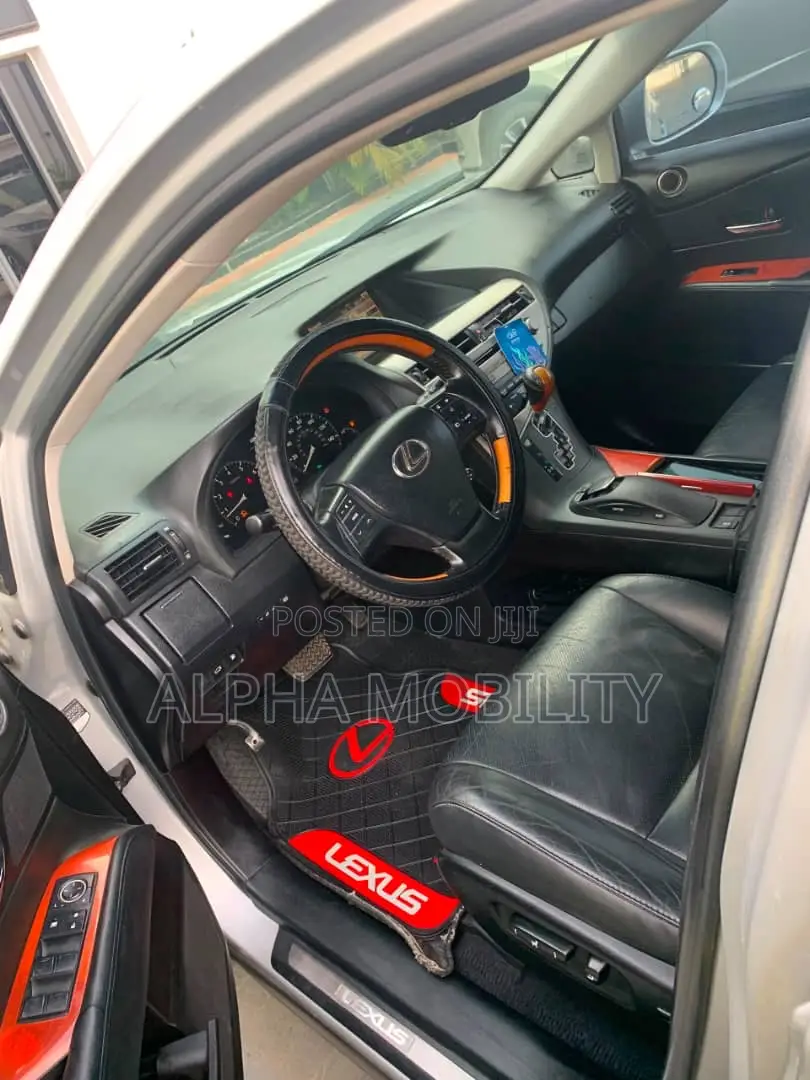 Lexus RX 2011 Silver