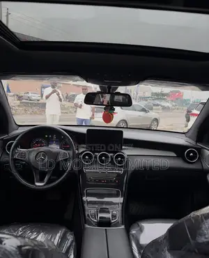 Mercedes-Benz GLC-Class 2017 Blue