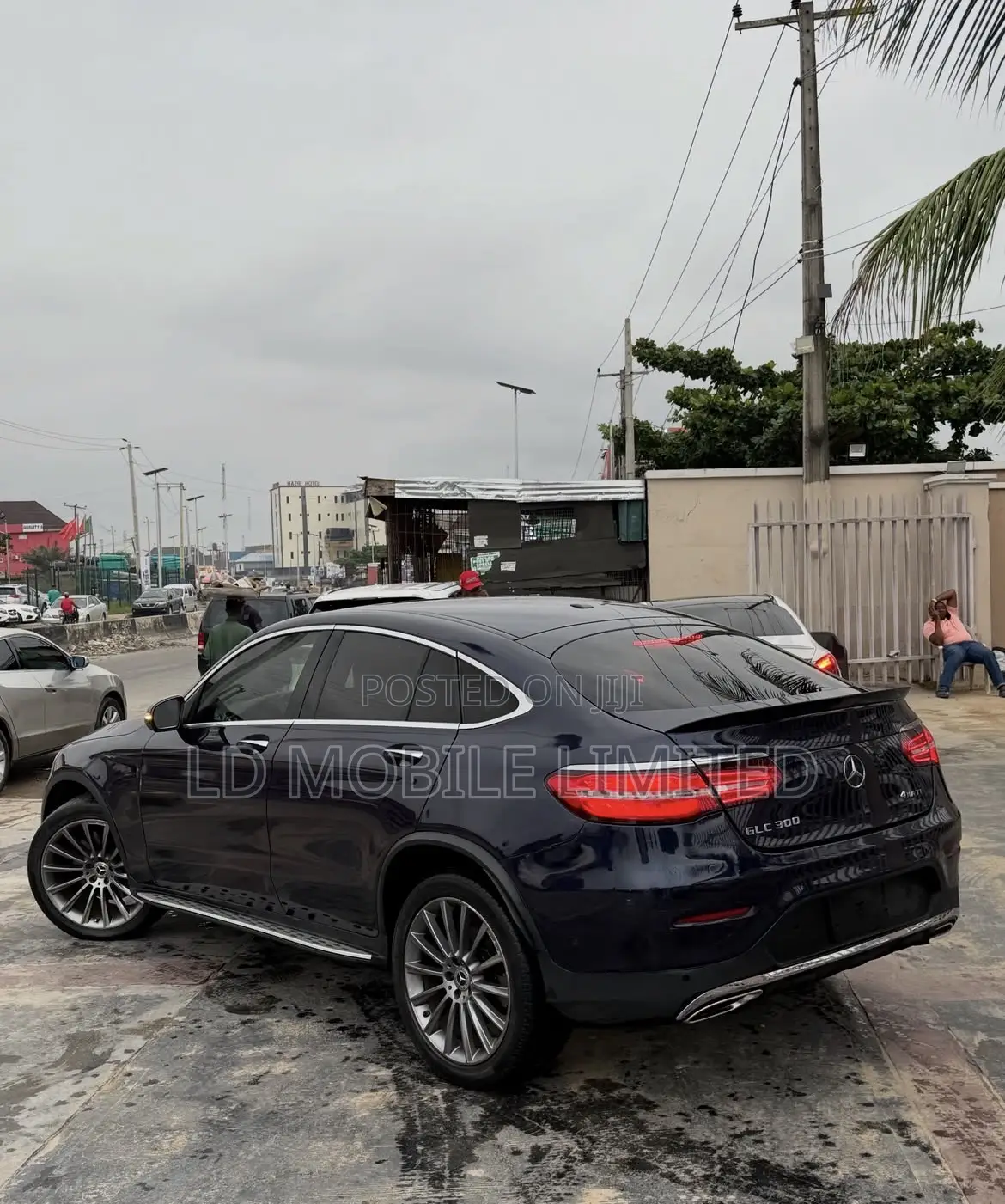 Mercedes-Benz GLC-Class 2017 Blue