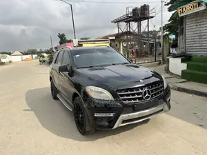 Mercedes-Benz M Class ML350 4MATIC 4dr SUV AWD (3.5L 6cyl 7A) 2014