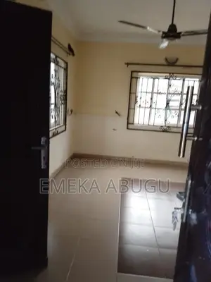 2bdrm Block of Flats in Apata for rent