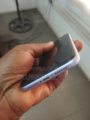 Apple iPhone 11 128 GB Gray