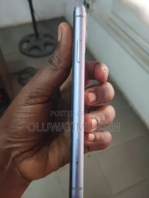 Apple iPhone 11 128 GB Gray