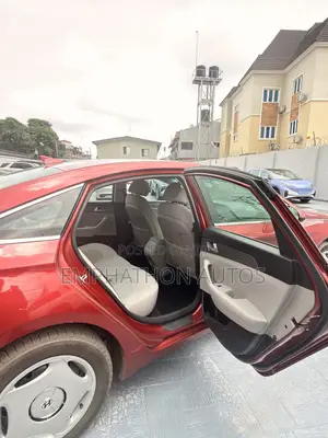 Hyundai Sonata 2014 Red