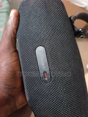 JBL Charge 6