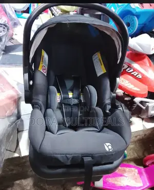 Baby Trend Solid Imported Well Padded Infant Carrier Car Seat