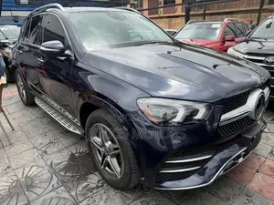 Mercedes-Benz GLE-Class 2022 Blue