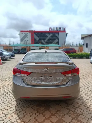 Hyundai Elantra GLS Sedan FWD (1.8L 4cyl 6A) 2013 Brown