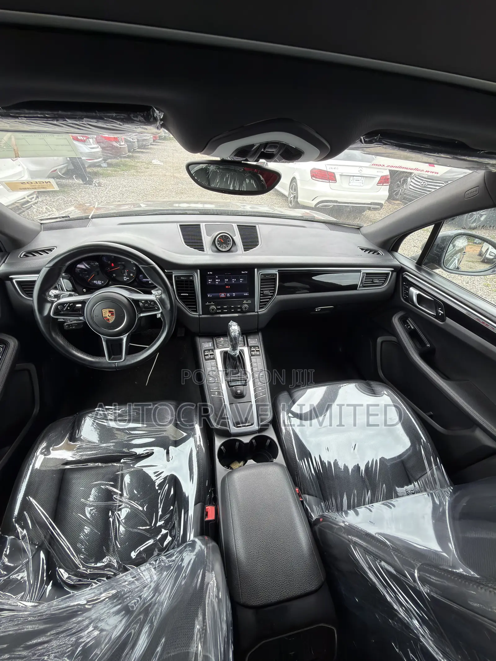 Porsche Macan Base 2018 Gray