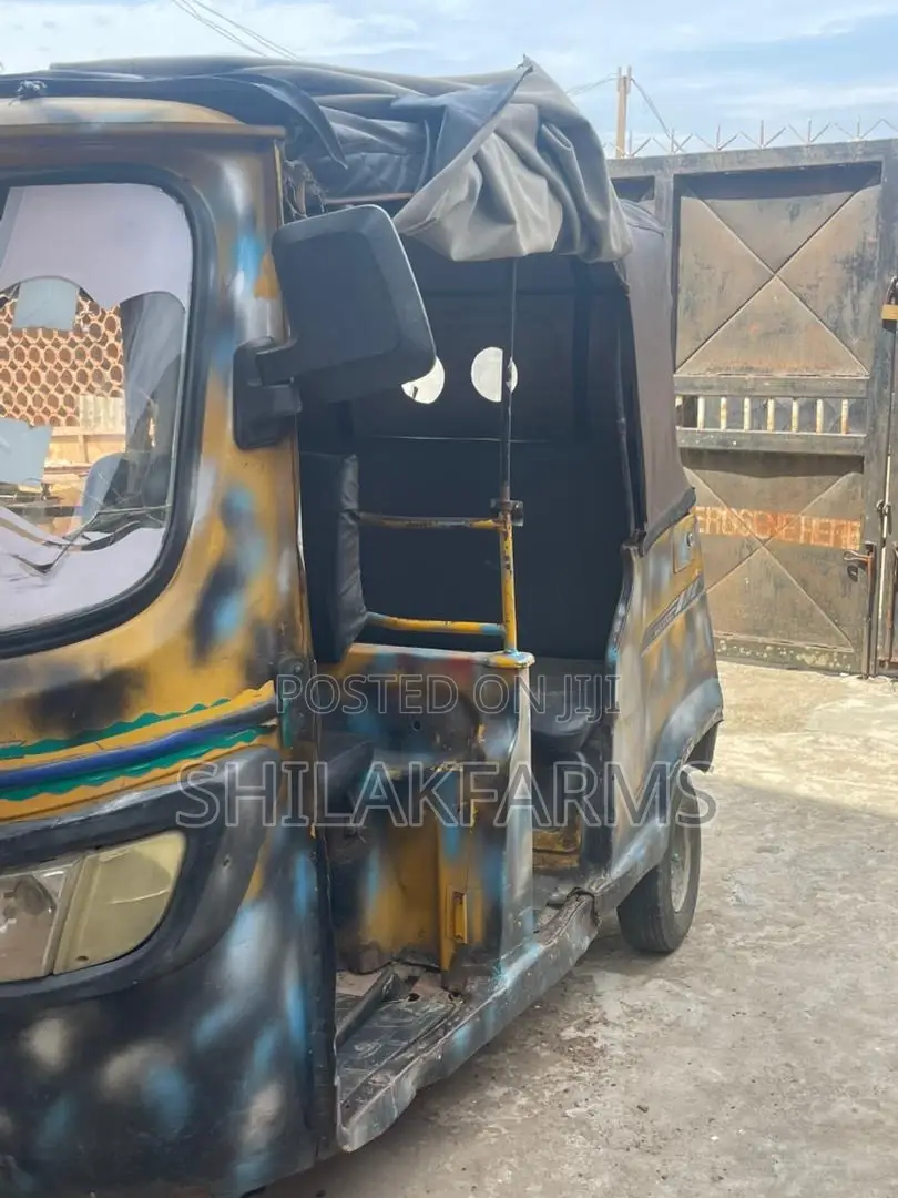 TVS HLX 125 2023