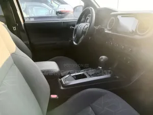 Toyota Tacoma 2020 Red