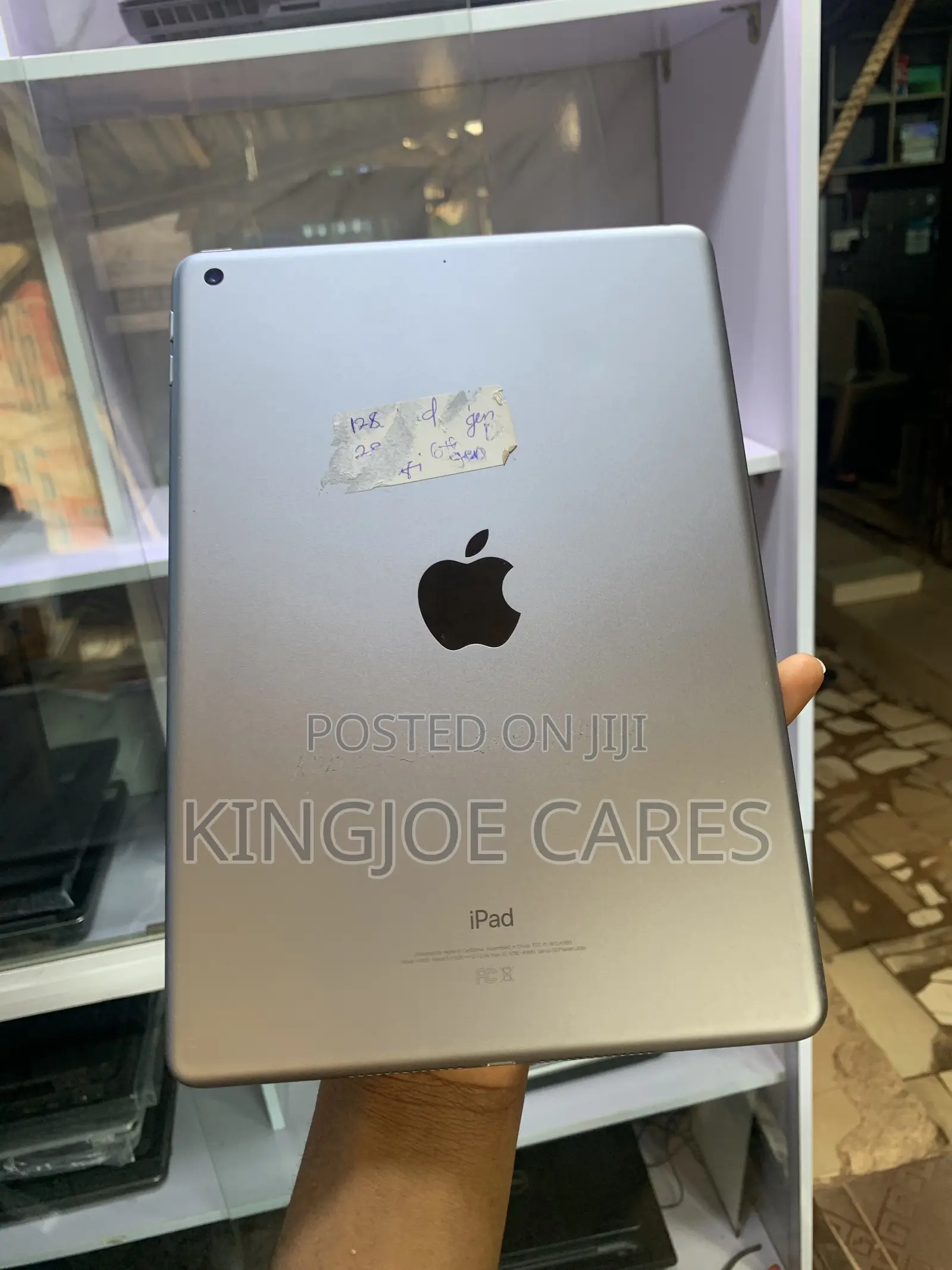Apple iPad Air (2020) Wi-Fi 128 GB Silver