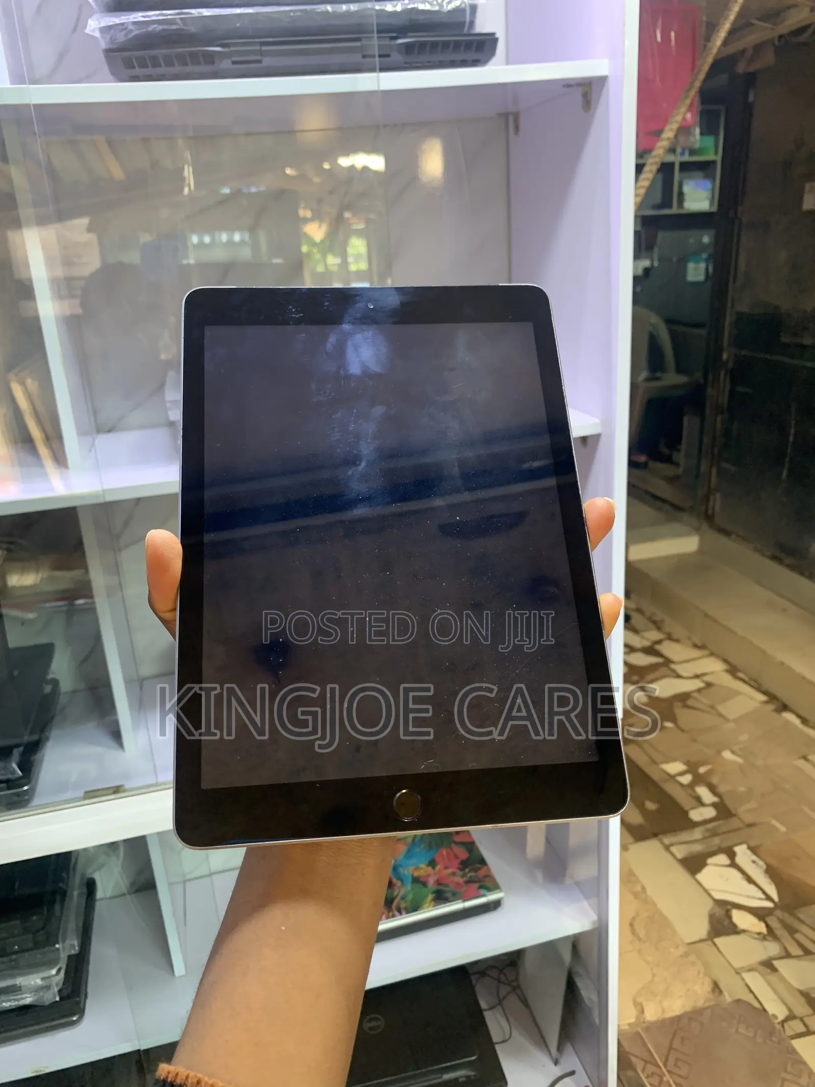 Apple iPad Air (2020) Wi-Fi 128 GB Silver