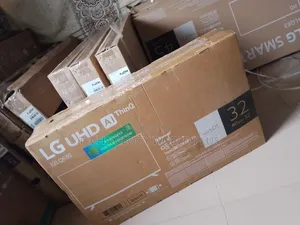 LG 32-Inch Smart LED TV | WebOS | ThinQ AI | Netflix YouTube