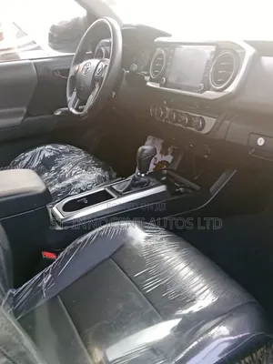 Toyota Tacoma 2020 White