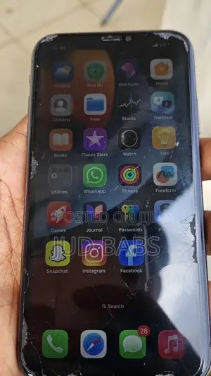 Apple iPhone 11 64 GB Gray