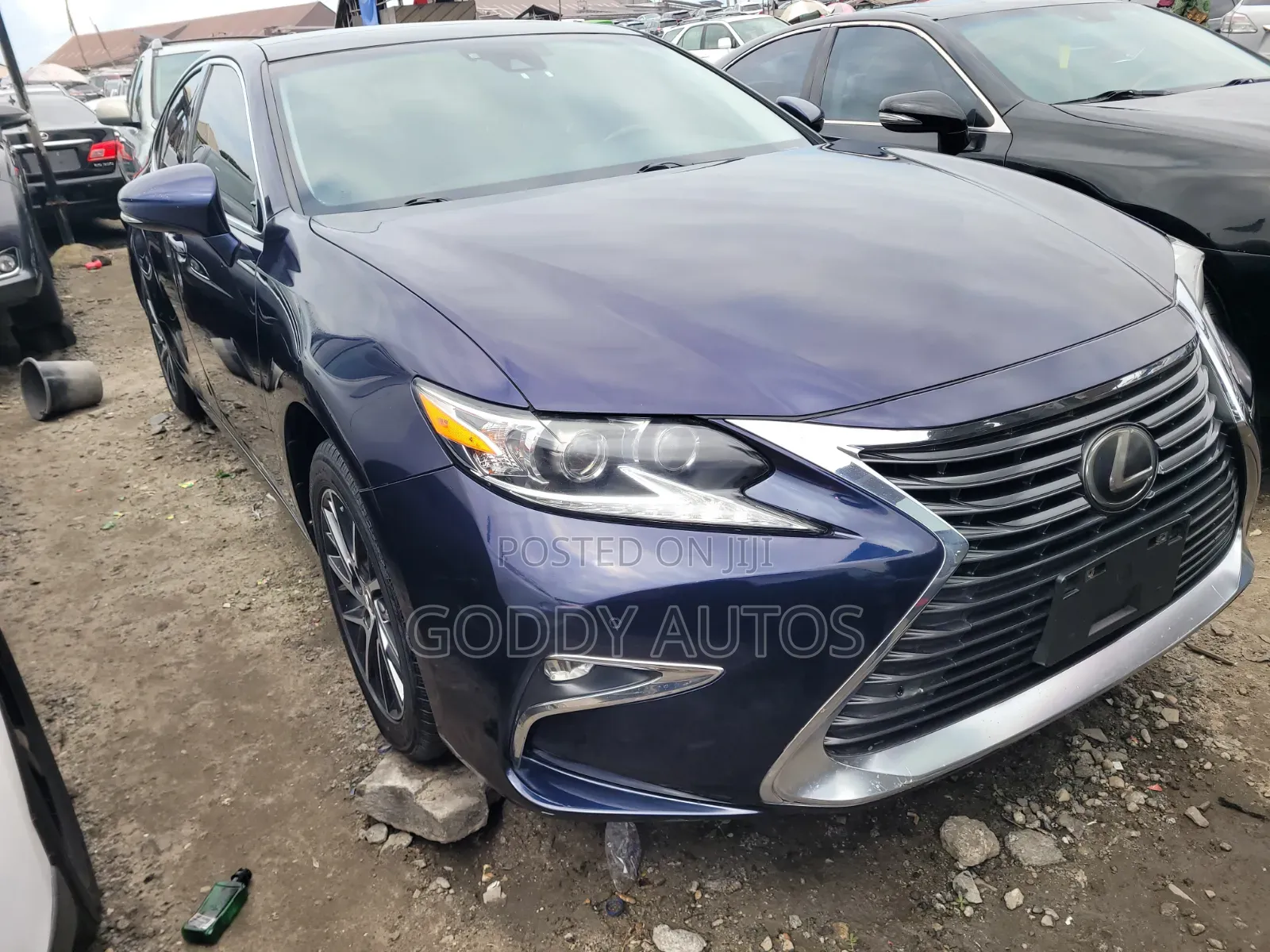 Lexus ES 2016 Blue
