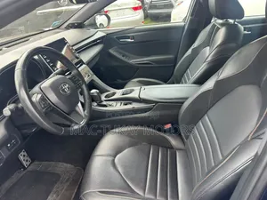 Toyota Avalon 2019 Blue