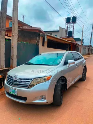 Toyota Venza 2011 Silver