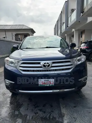 Toyota Highlander Limited 2011 Blue